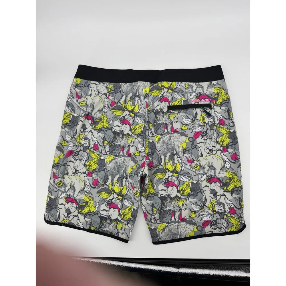 William Murray Hybrid Board Shorts Mens 36 Grey Animal Print Golf Swim Trunks‎